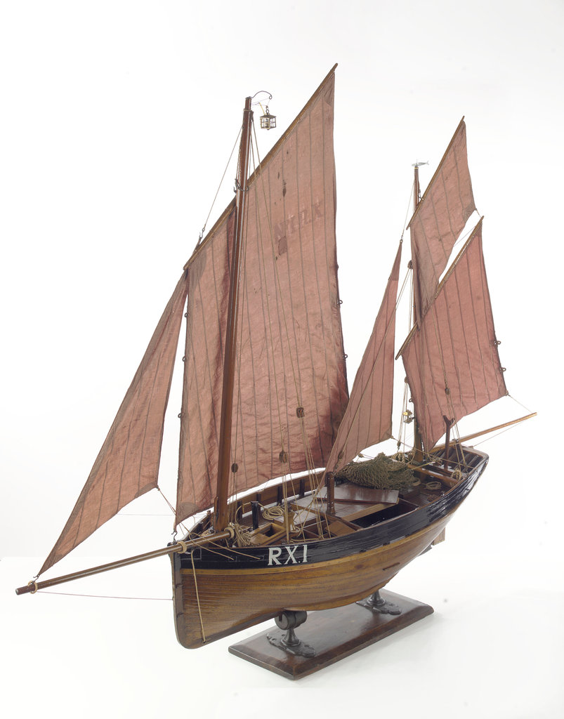 scale-1-12-a-full-hull-model-of-the-hastings-lugger-the-only-one